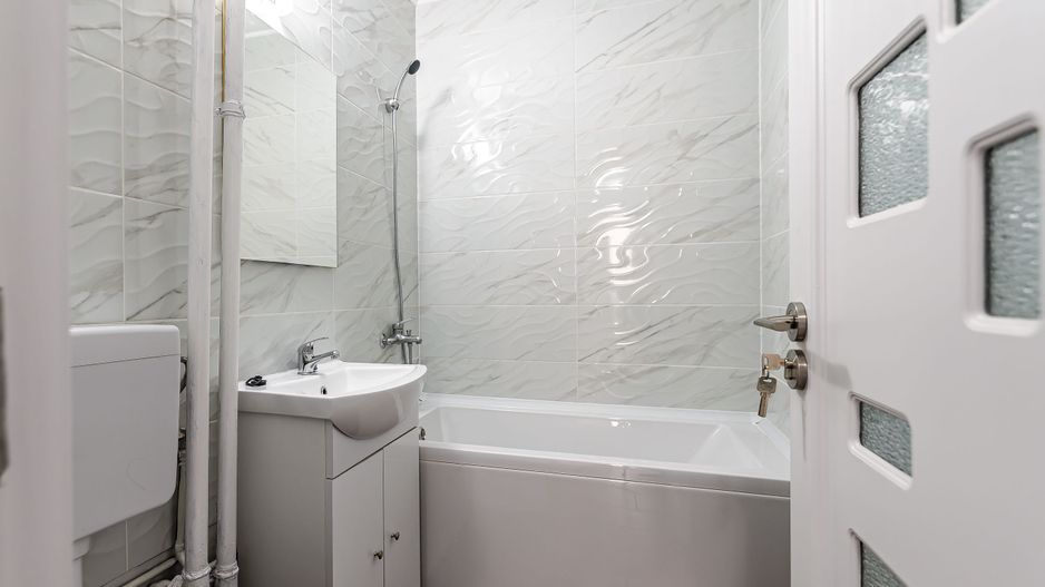 VÂNDUT! Apartament 3 camere,  Str. Tudor Vladimirescu - Poză 6