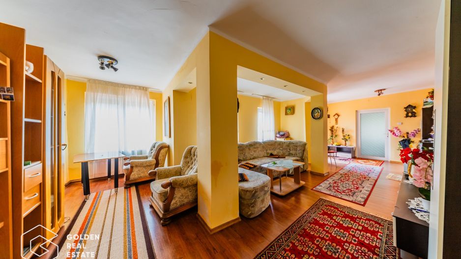 Casa situata in comuna Seitin, la cheie - Poză 18