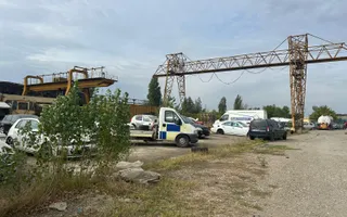 Platformă Industrială cu Cale Ferată si Infrastructură Completă - Poză 19