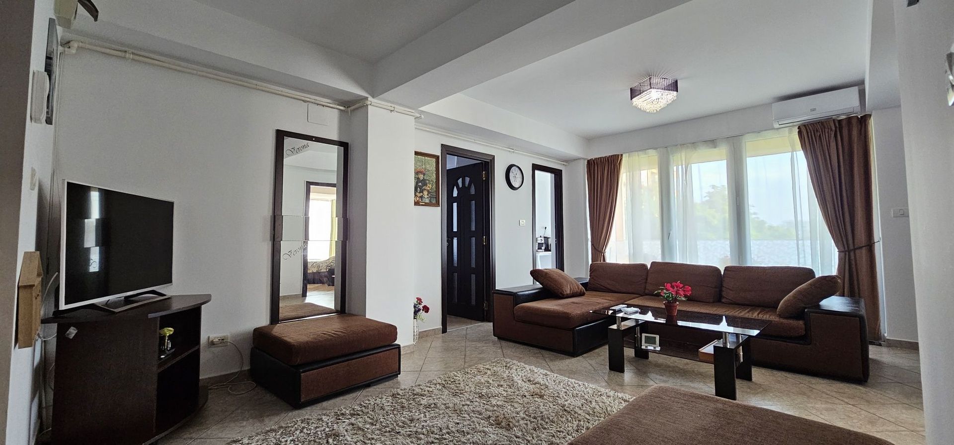 Apartament 3 camere Mamaia Nord – renovat complet, 3 balcoane, parcare - Poză 1