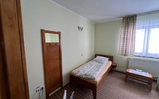 Pensiune + Casa | 626 MPU | Selimbar - Poză 21