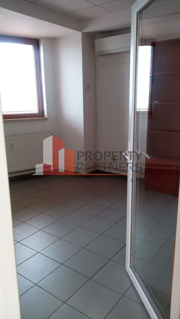 135 mp de birouri pe Calea Plevnei - Poză 6