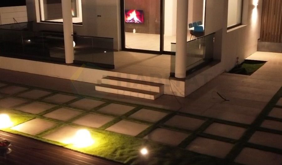 CASĂ DE LUX ÎN ȘTEFĂNEȘTII DE JOS / PISCINA / TEREM 1140 MP - Poză 1