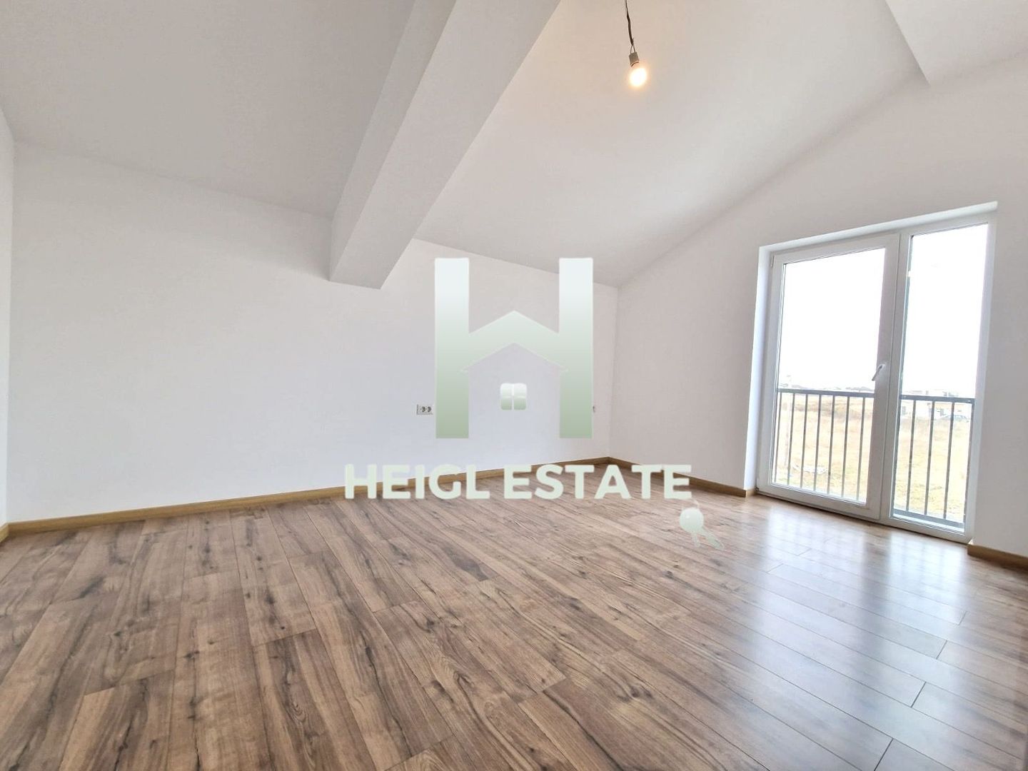 Duplex cu 4 camere in Mosnita Noua - Poză 1