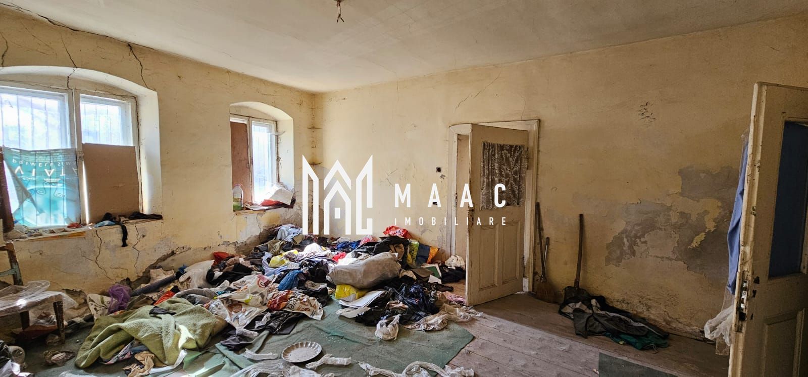 Casa in zona centrala | 160 Mp utili | Necesita reconstruire - Poză 1