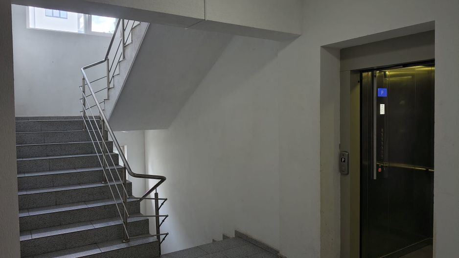 gars.dec.mob-util+parcare/aprox. 17min metrou D. Leonida-Berceni - Poză 20