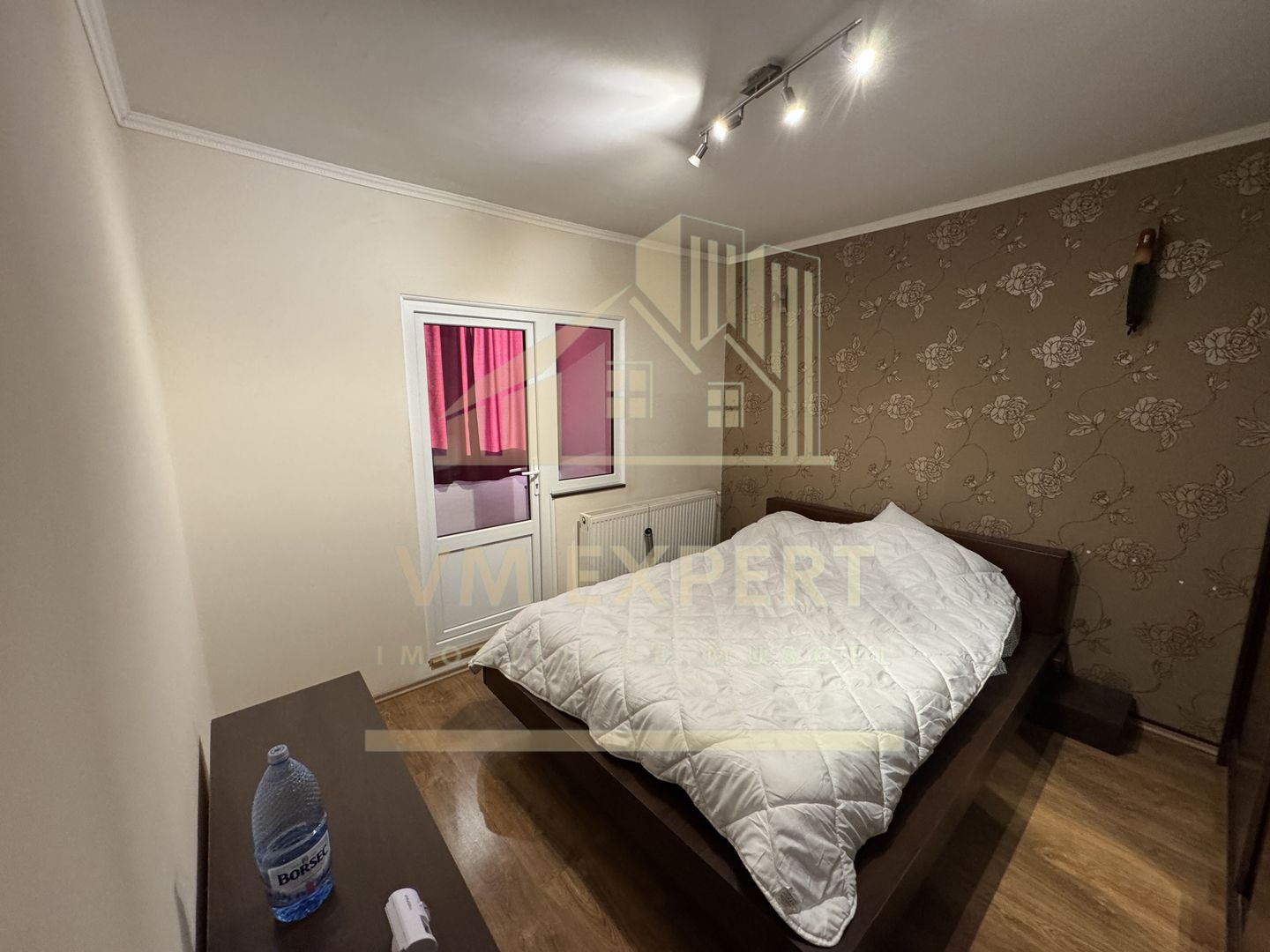 APARTAMENT 3 CAMERE ETAJ 4 TERASA  ZONA GRUI VILE CAMPULUNG - Poză 5