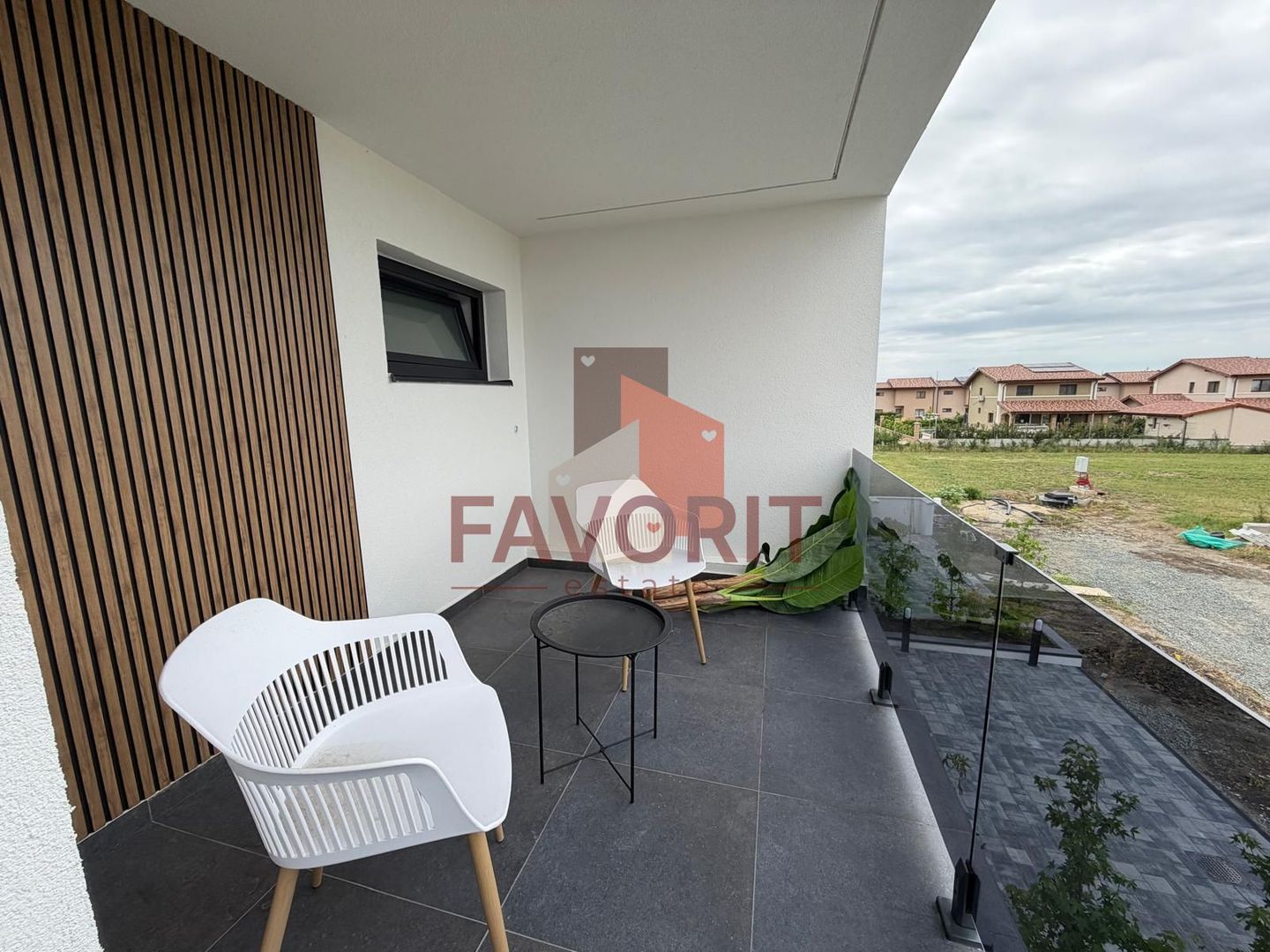 Triplex in Sacalaz | Finisaje premium | 4 camere | Asfalt | 2 balcoane - Poză 13