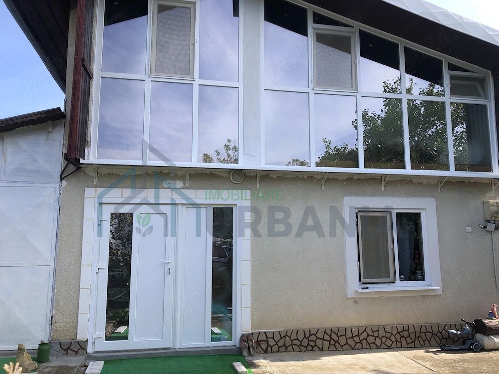 Casă de vânzare în Iepureni, Movileni, Iași - 160 mp, teren 900 mp - Poză 1