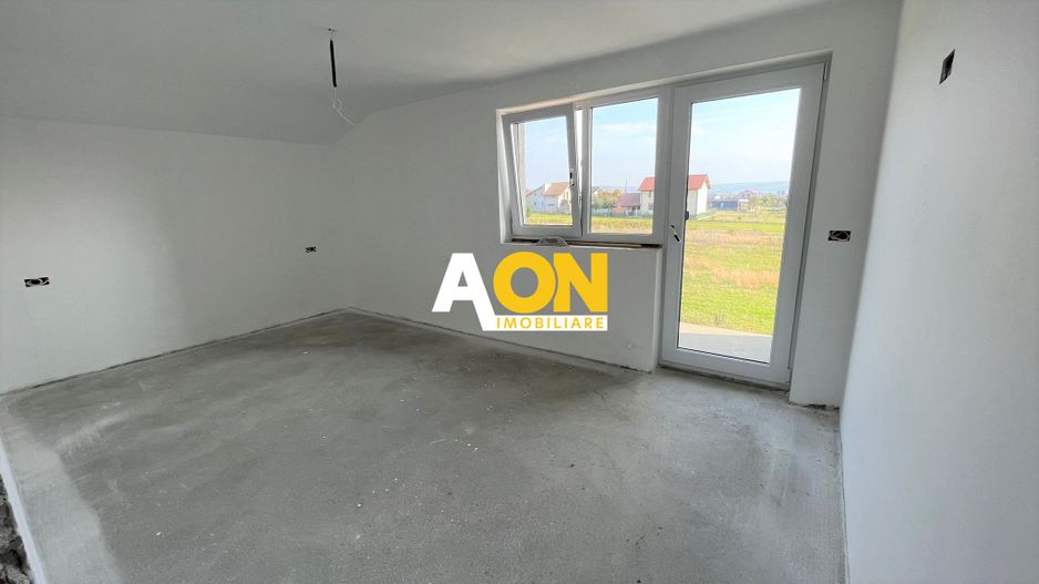 Casa de vanzare, S+P+M, 6 Camere, 2 Bai - Poză 16