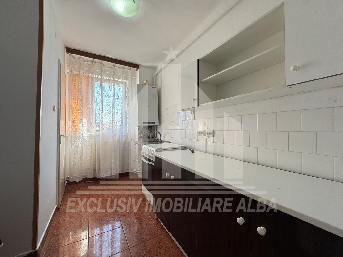 Apartament 3 camere | De inchiriat | 65 mp | Cetate - Transilvaniei - Poză 2