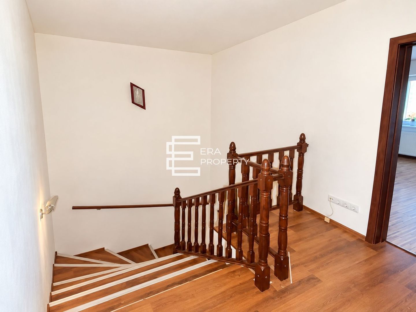 Casa insiruita-5 camere - 150 mp- la cheie - Selimbar - Poză 4