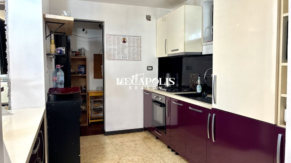 Casă / Ghimbav / 4 camere / Curte privată / Terasă - Poză 12