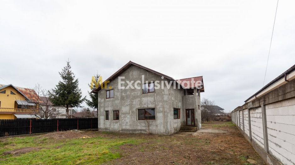 Casa sptioasa cu potential real in Maracineni la 5 pasi de Pitesti-Arges! - Poză 3