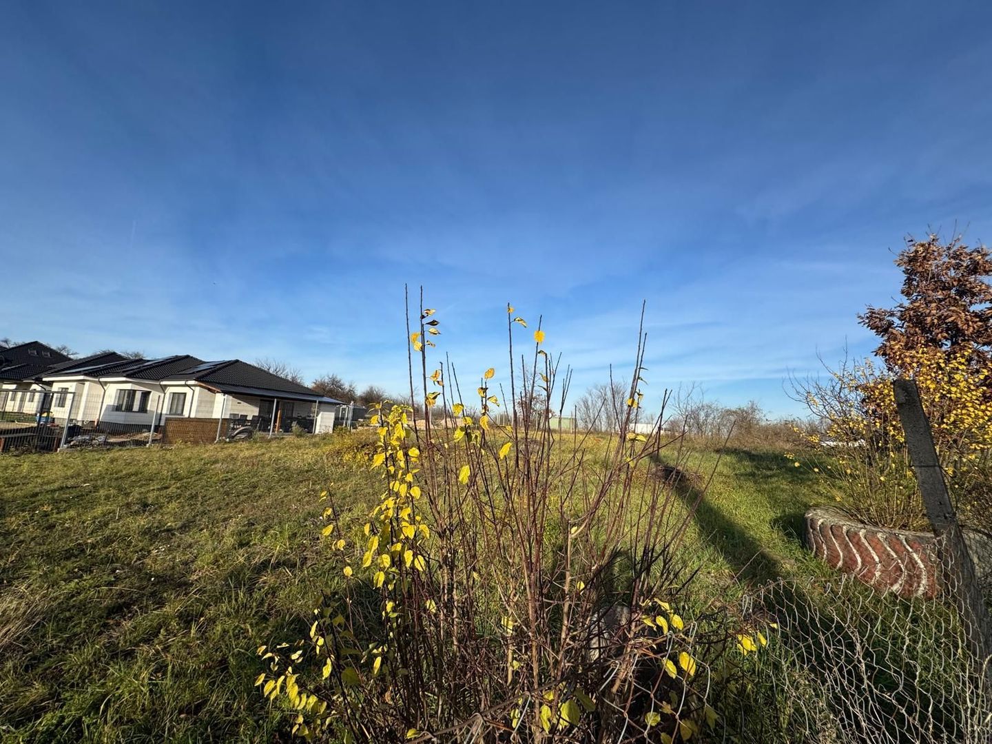 Teren intravilan 915 mp dublu front  strada Vantuluiï¿½ - Poză 1