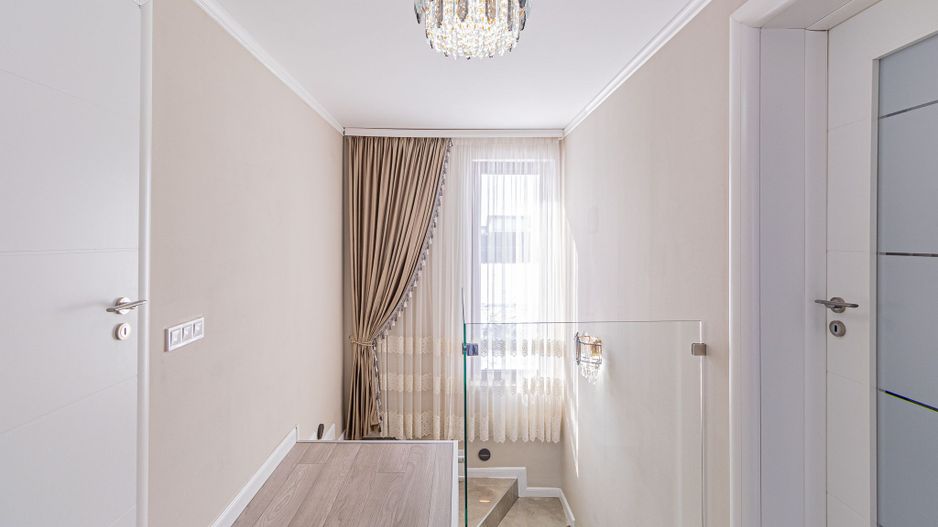 Propunem spre vanzare Casa individuală 4 camere LUX  Stupini - Poză 11