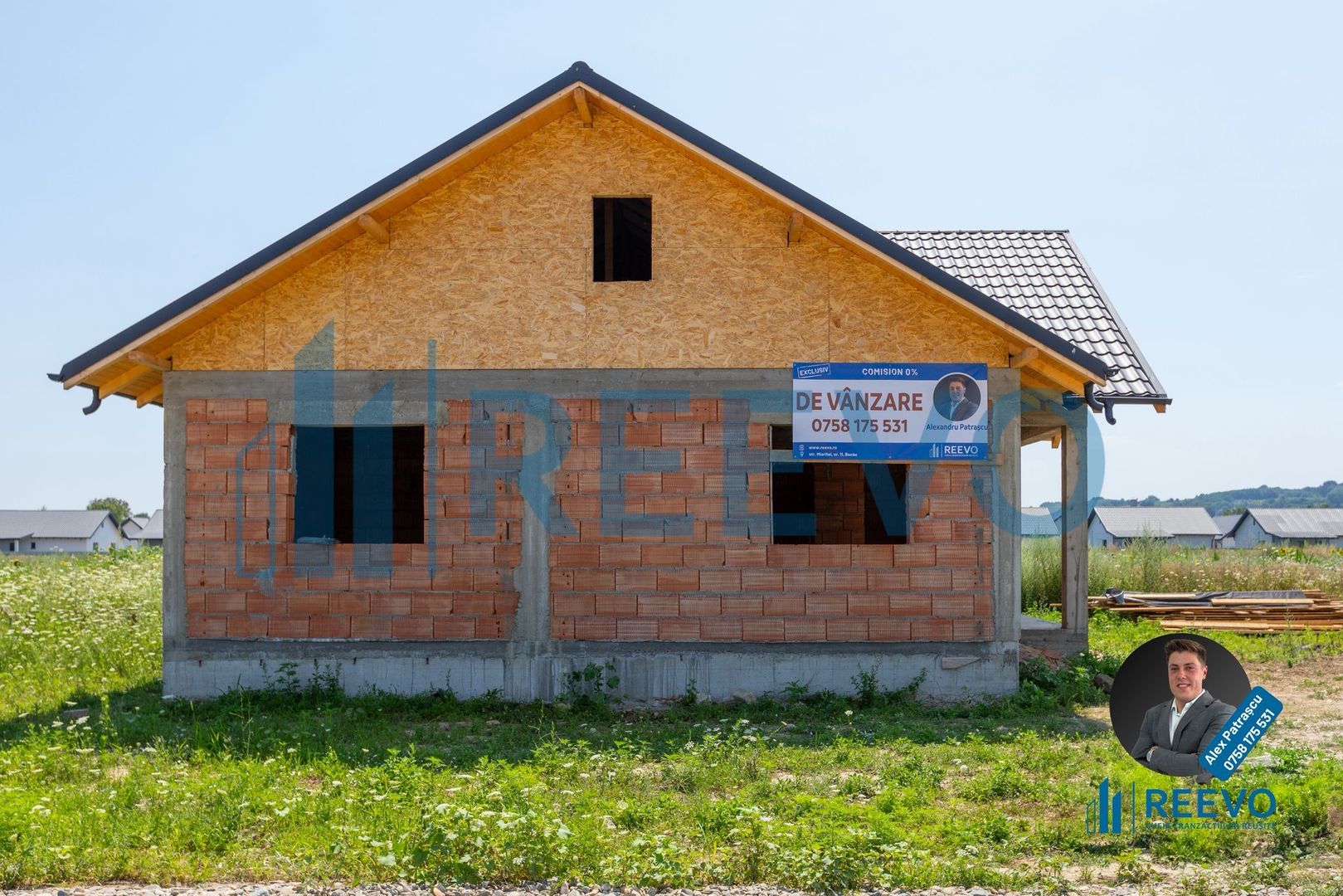 Casă la roșu, Hemeiuș ! - Poză 1