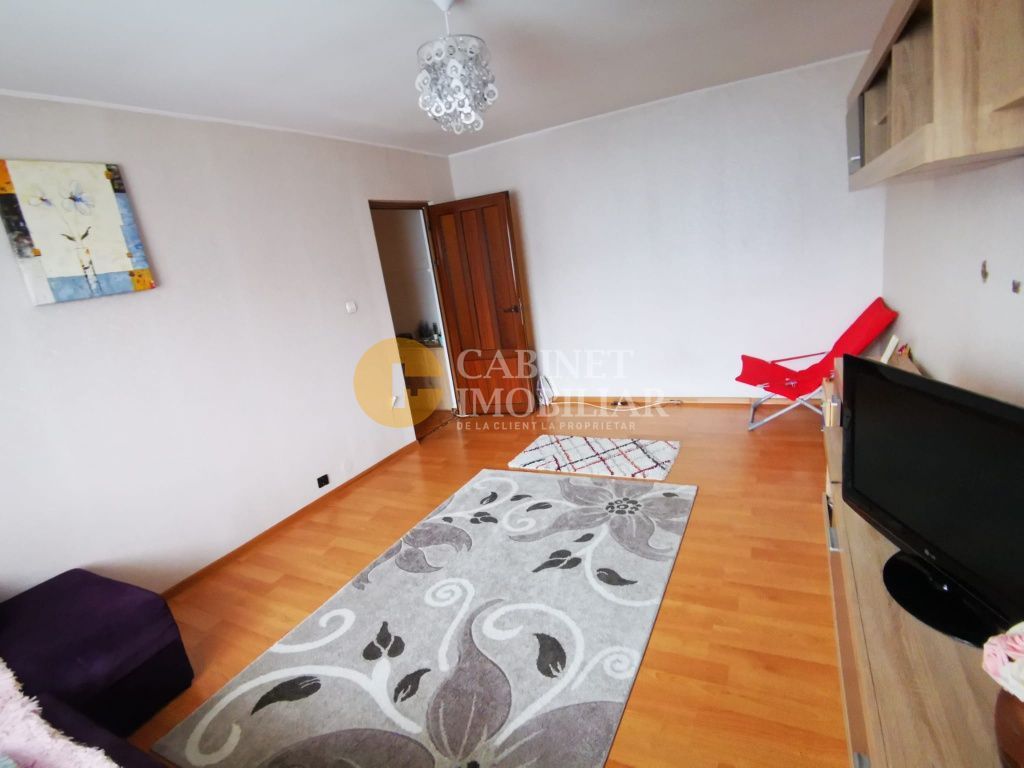 Apartament 2 Camere Nicolina Prima Statie 55 MP - Poză 1