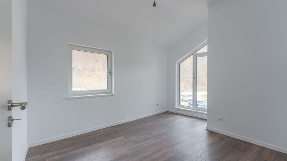 Casa individuala compusa din 4 camere in Bunloc, Sacele - Poză 14