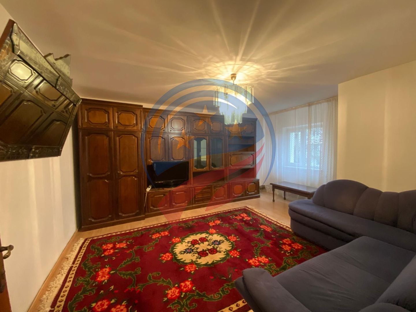 APARTAMENT 3 CAMERE CHIRIE 1 MAI CIUPERCA - Poză 3