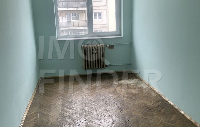 Vanzare 3 camere, decomandate, Grigorescu, zona Liceul O Ghibu - Poză 3