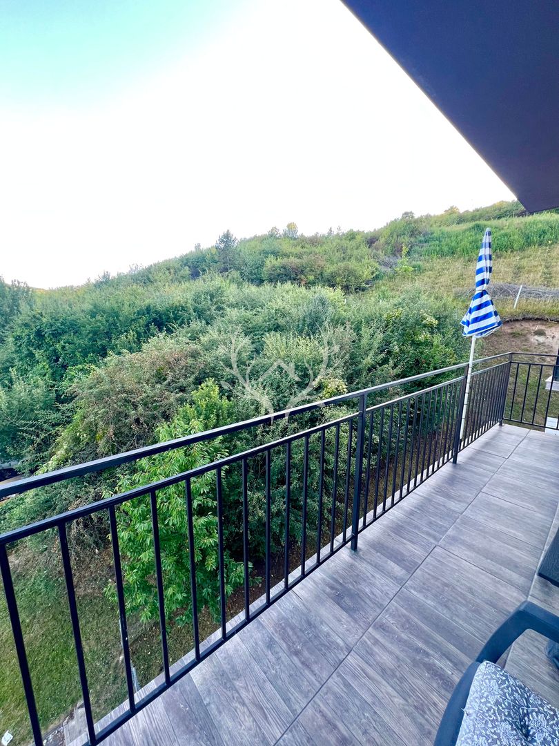 Apartament cu 3 camere, 21 mp balcoane, parcare subterana in zona Vivo - Poză 8