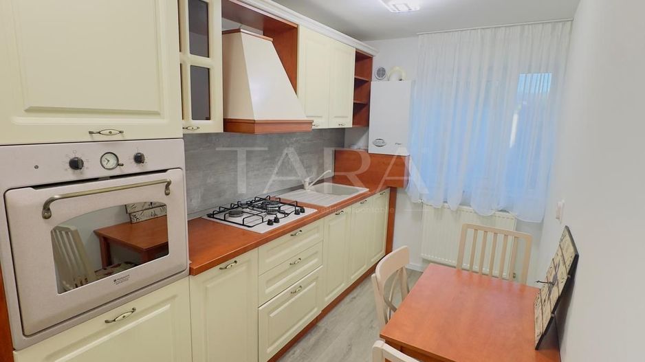 Apartament Elegant, 2 Camere, Parcare, în Vila Exclusivistă, Zorilor. - Poză 3