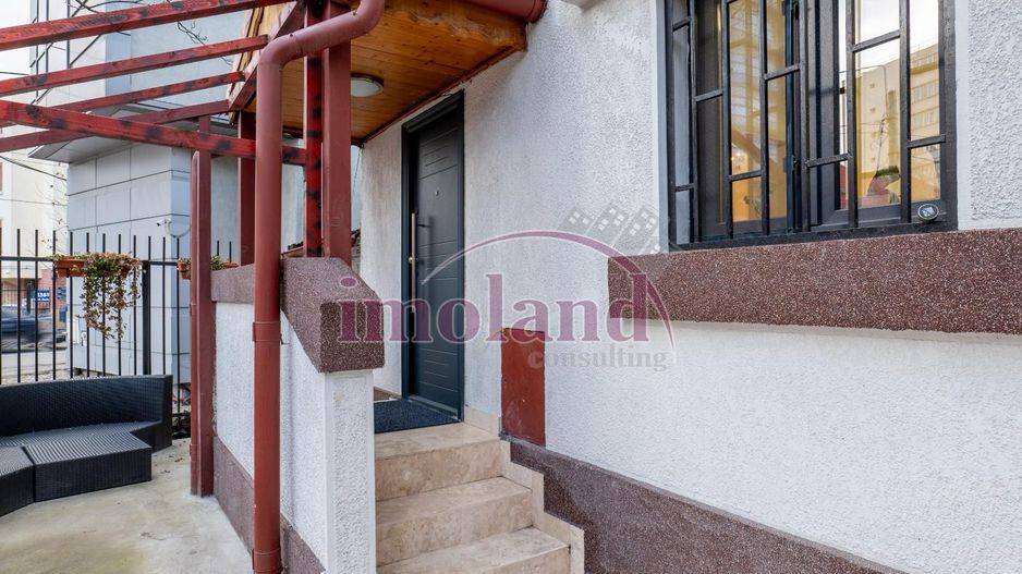 Casa individuala de vanzare 5 camere Dacia - Schiță 9