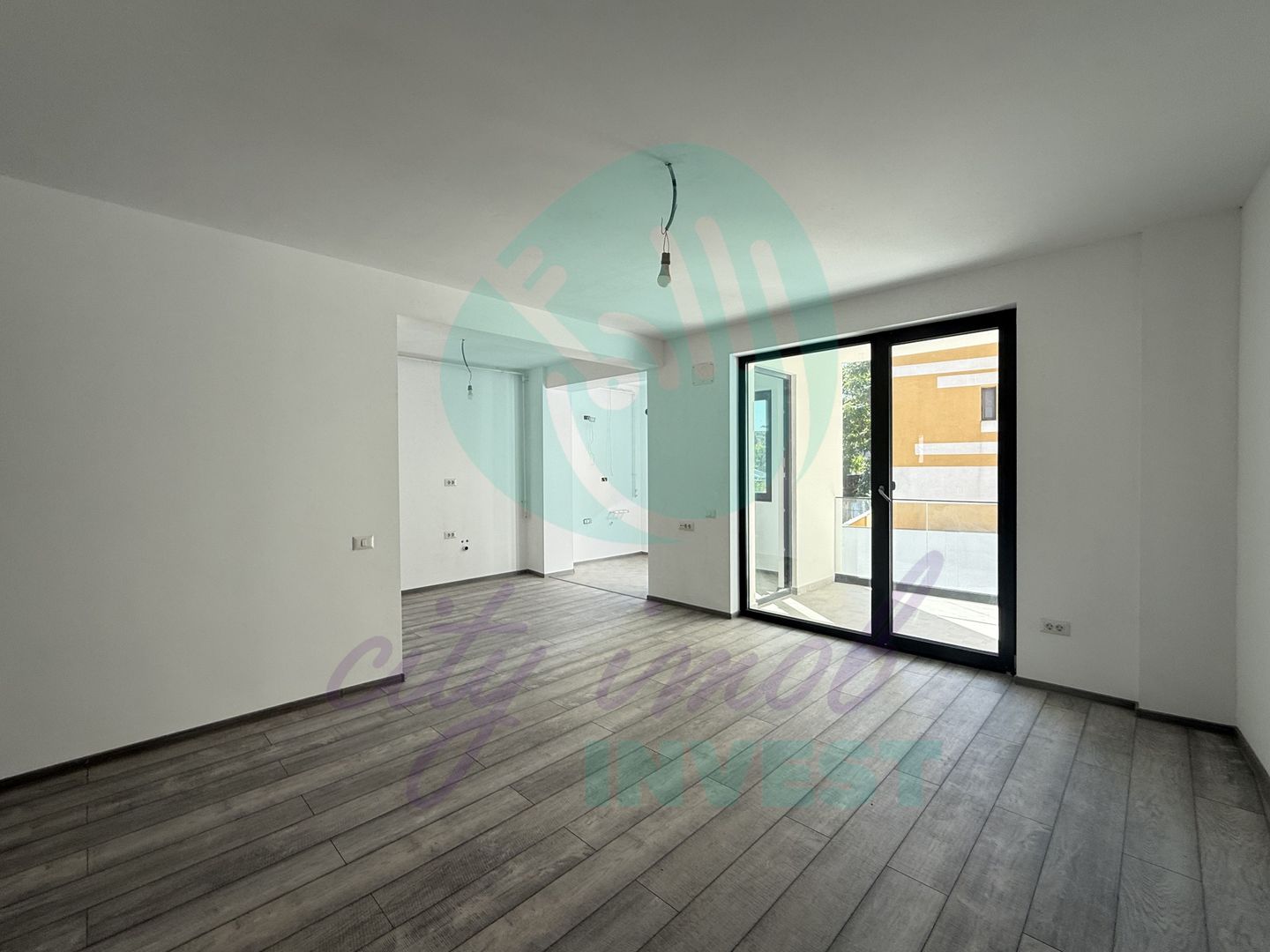 Bloc boutique la cateva minute de metrou Muncii - Poză 12