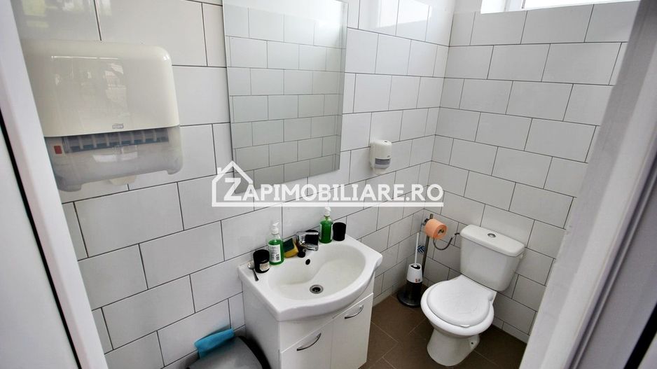 2 Hale noi cu suprafete de 590 si 578mp,teren 4200mp.stradal - Poză 11