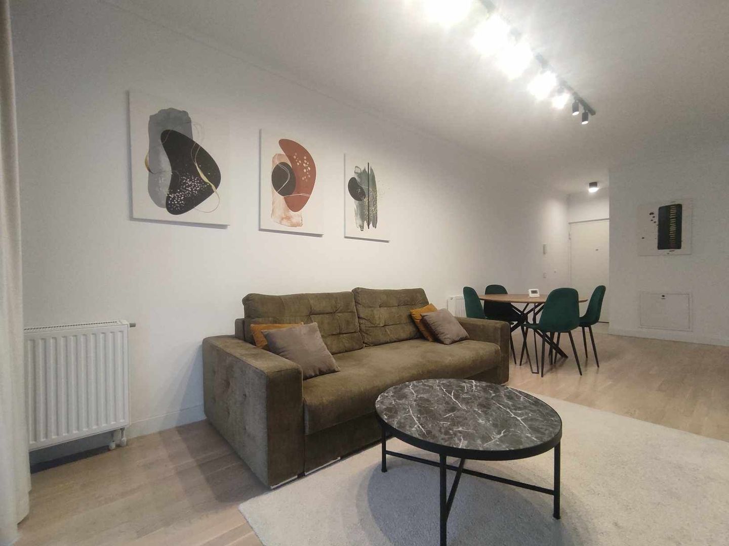 Vânzare 2 camere cu parcare subterana Marmura residence zona Jiului - Poză 2