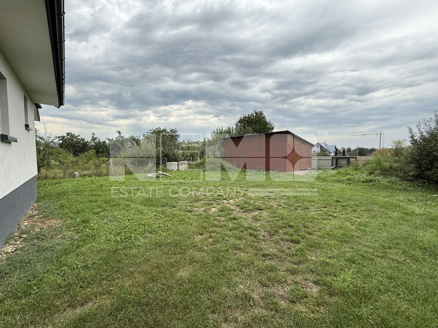 CASA CU 11 ARI TEREN - DRUM PRIVAT - LIVADA - Poză 13