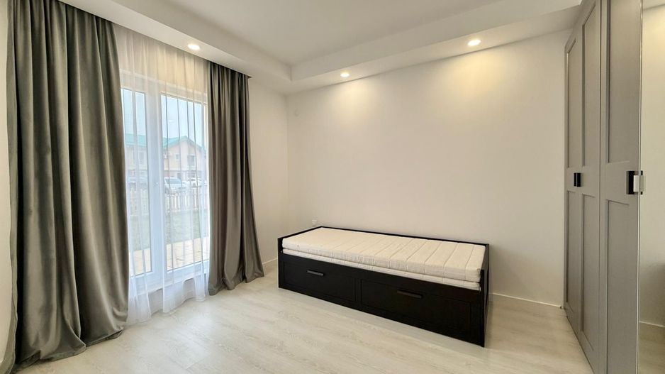 COSMOPOLIS - Apartament cu 3 camere si gradina, mobilat si utilat. - Poză 4