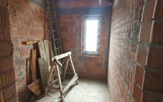 Casă la roșu de vânzare în Hărman, Cartierul Tineretului - Poză 17