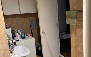 Vand apartament cu 3 camere in Calea Plevnei, zona SPA Orhideea - Poză 3