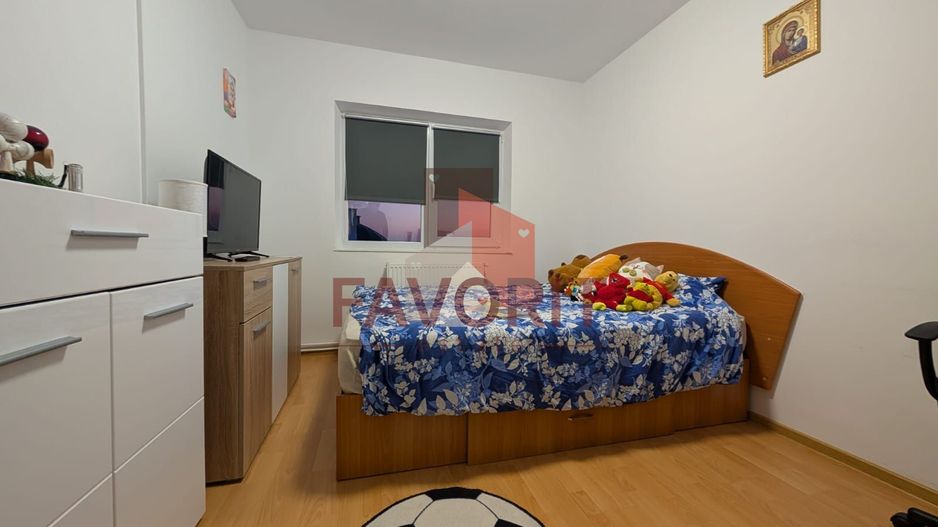 3 camere | 2 balcoane | renovat recent | zona excelenta | mobilat si utilat | - Poză 7