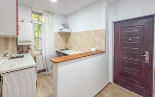 Garsoniera Cocheta si Boxa | Intrare Parc Cismigiu | Bloc Fara Risc - Poză 4