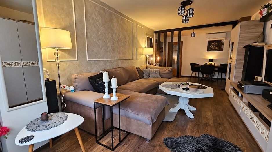 APARTAMENT 3 CAMERE DE VÂNZARE | 68 MP - Poză 1