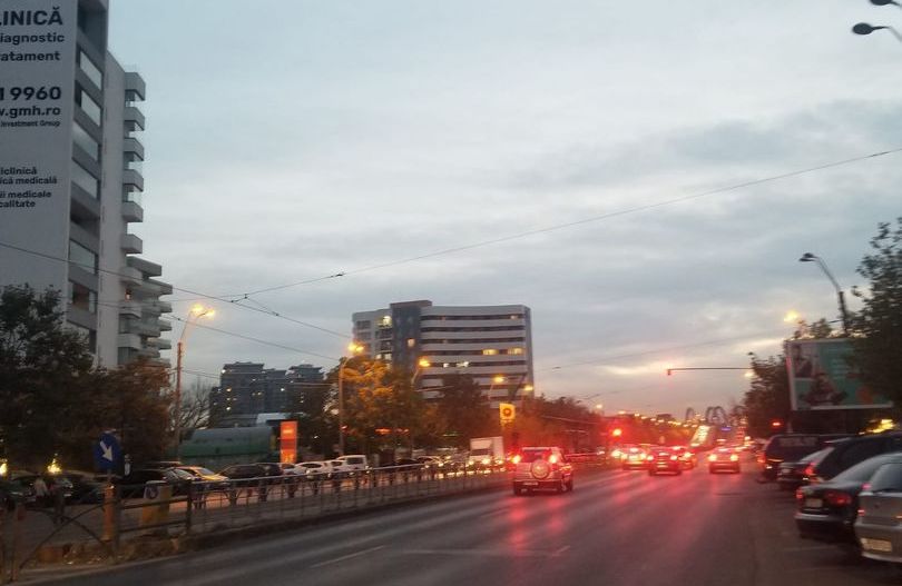 Spatiu Comercial/ Cladire Birouri/Mihai Bravu | langa statia de metrou | - Poză 35