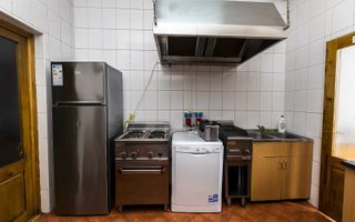 Pensiune 10 camere in statiunea Muntele Baisorii - Poză 11