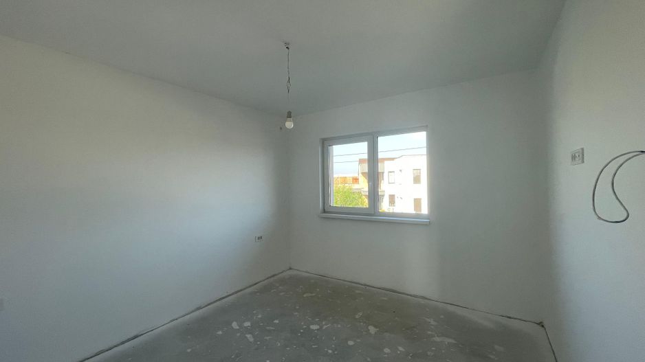 Duplex nou cu 4 camere, amplasament excelent în Moșnița Veche - Poză 12