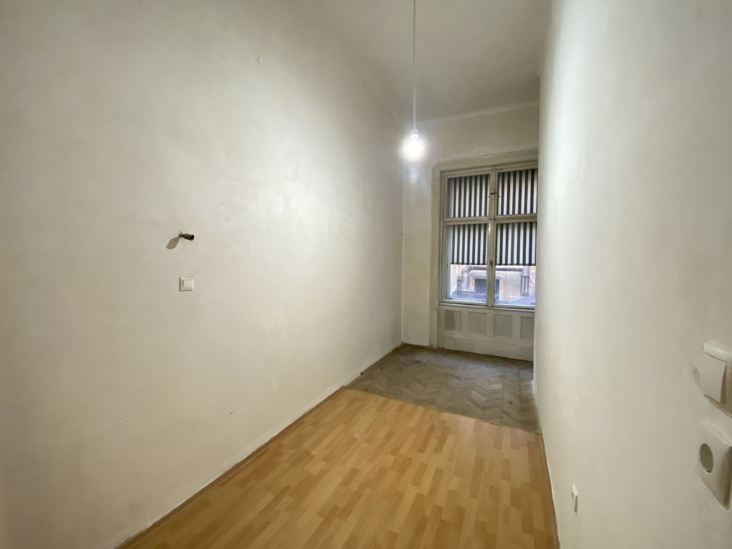 COMISION 0, PALATUL MIKSA STEINER, 3 Camere, 78 MP, Et 1, Piata Unirii - Poză 6