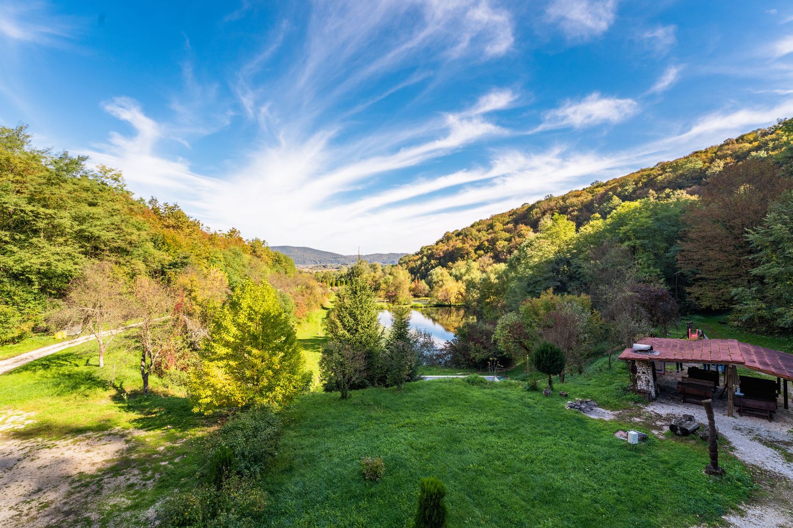 Domeniu în satul Căprioara - Poză 30