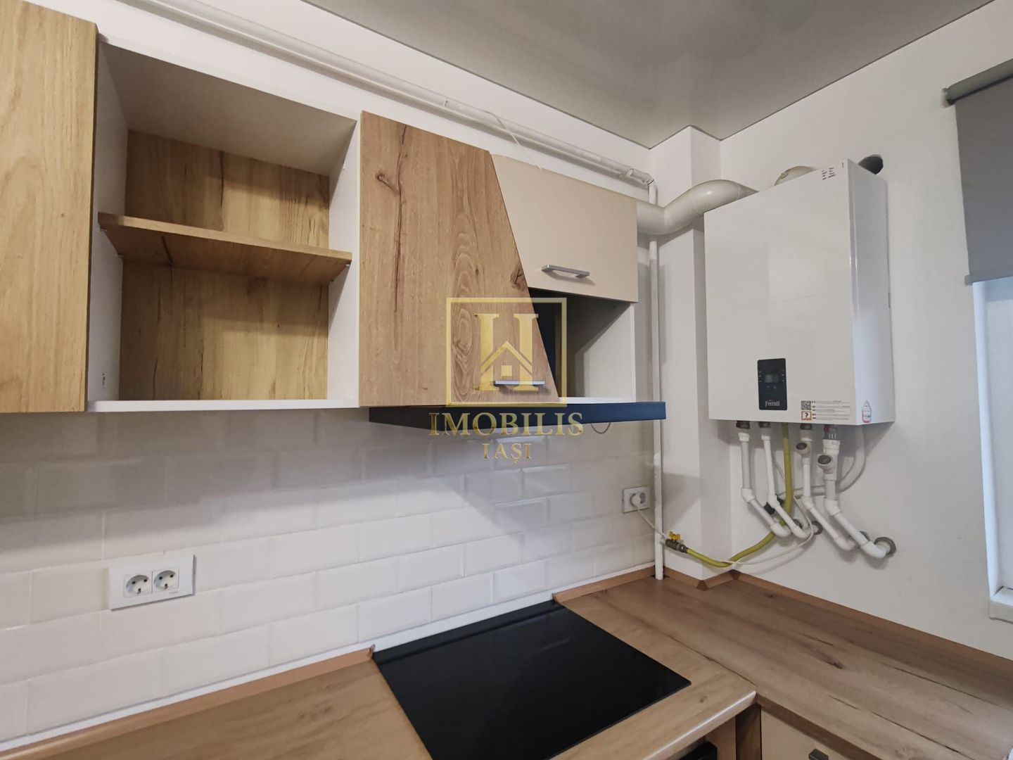 Apartament 2 camere 42 mp + loc parcare Bucium Visan 350 euro - Poză 6