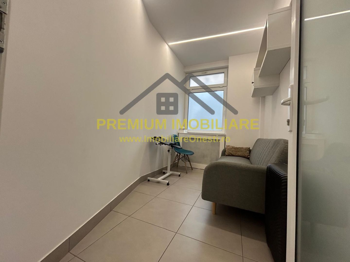 Spațiu comercial 90 mp – zonă cu trafic intens Onesti - Poză 7