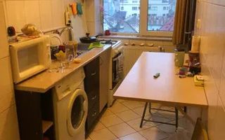 Apartament 1 cameră în zonă centrală – ideal locuit sau investiție - Poză 3