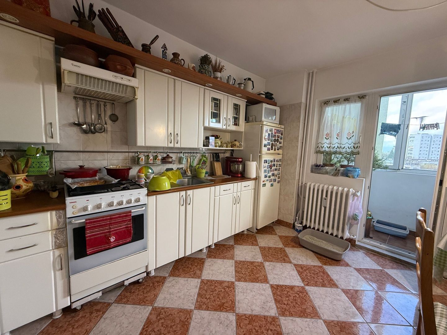 APARTAMENT 4 CAMERE ZONA iANCULUI - RITMULUI - FERDINAND - Poză 5