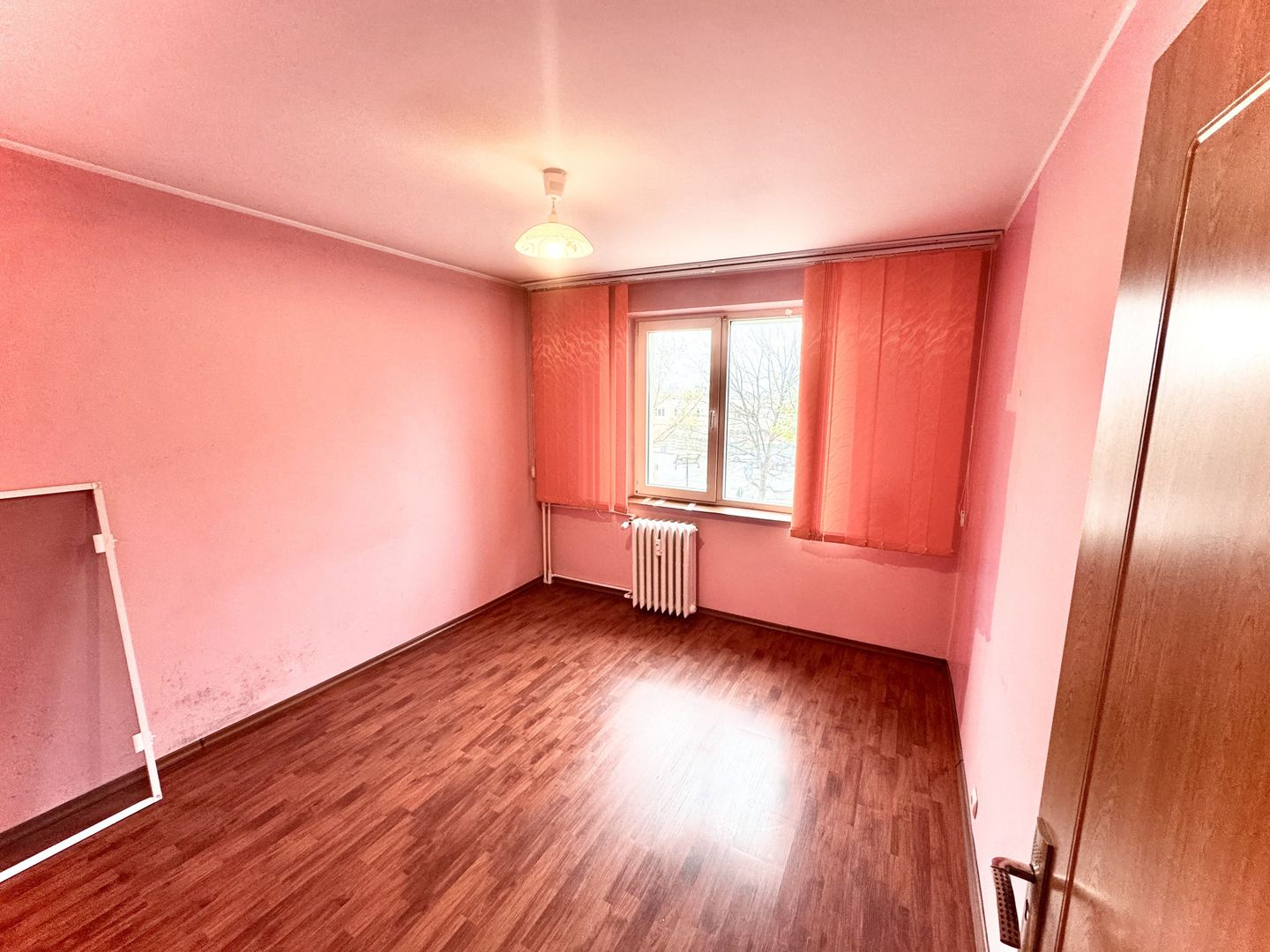 Apartament spațios 3 camere | Etaj 1/8 | Bloc reabilitat - Poză 4
