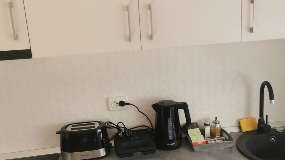 Ag EUROPA vinde ap 2 cam. RENOVAT 54mp etajul 2 în Micro 16. - Poză 5