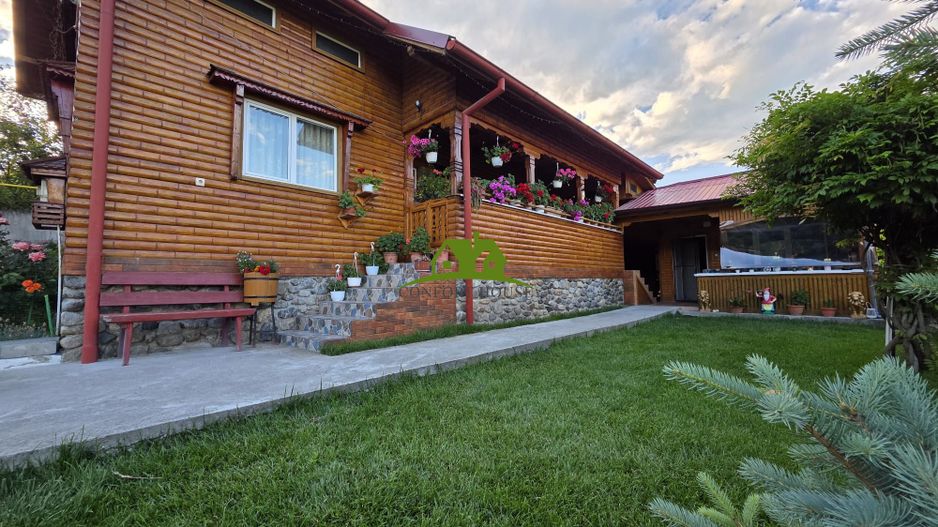 Casa P+M cu 4 camere  si 485 mp teren pe Dealul Malului, Rm Valcea - Poză 10
